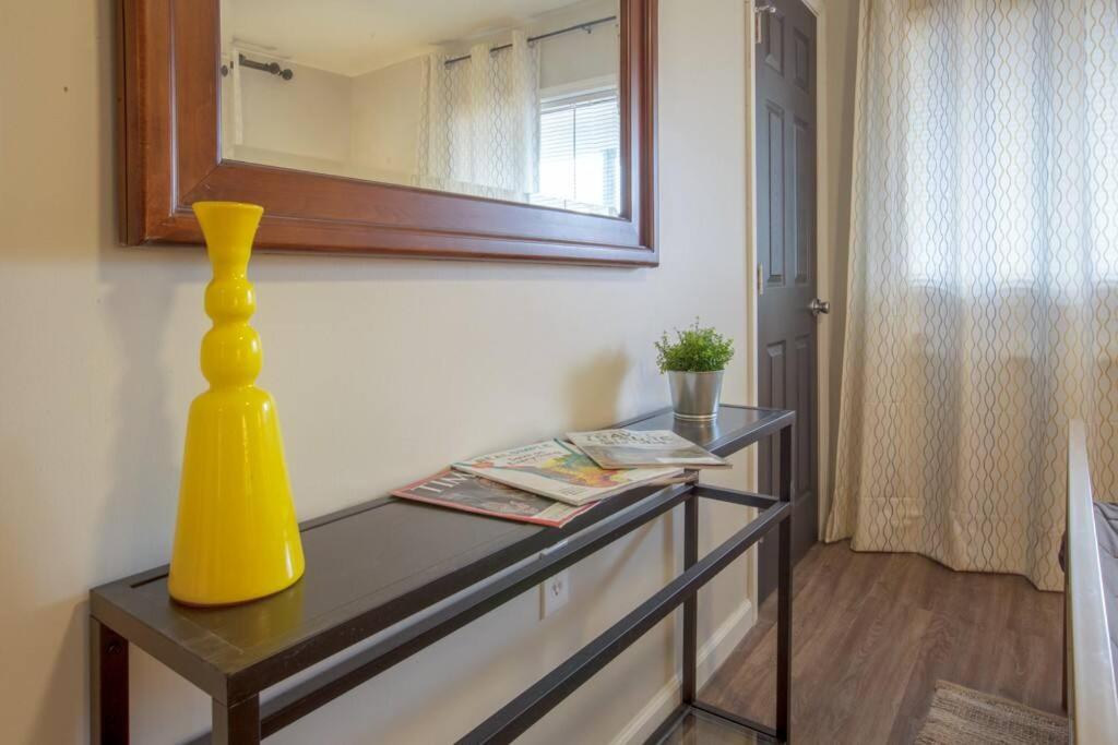 Beautiful One Bedroom City Oasis image
