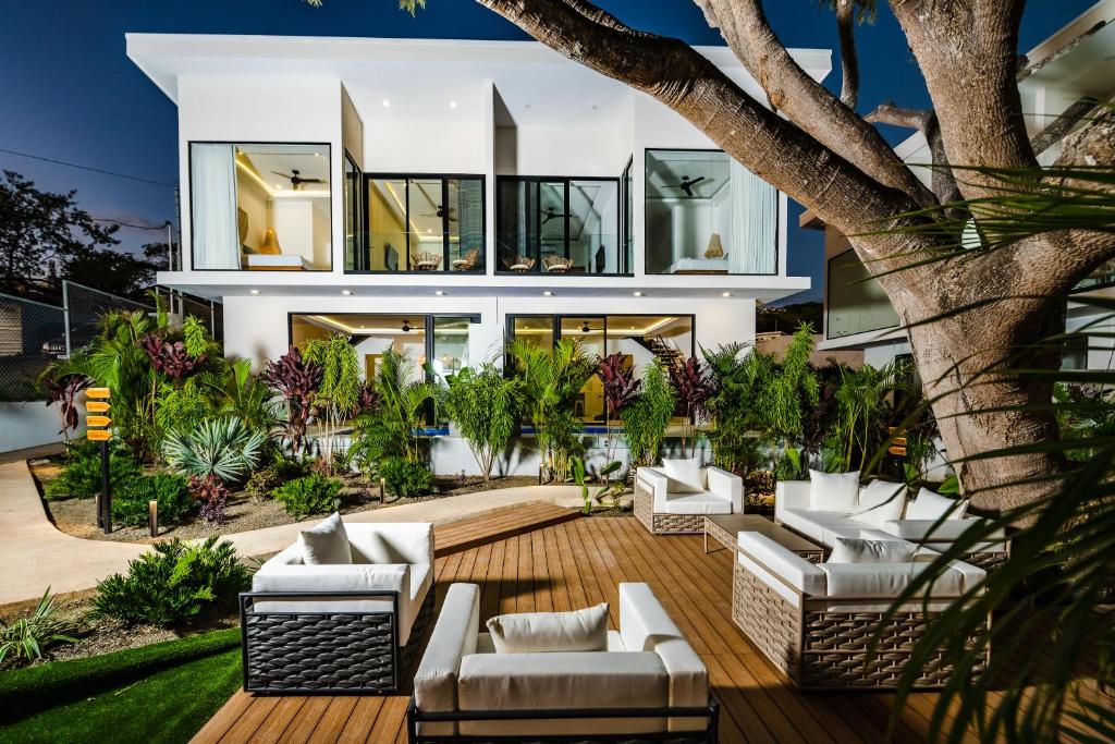 The mVilla with Exclusive Beach Club Access photo 3