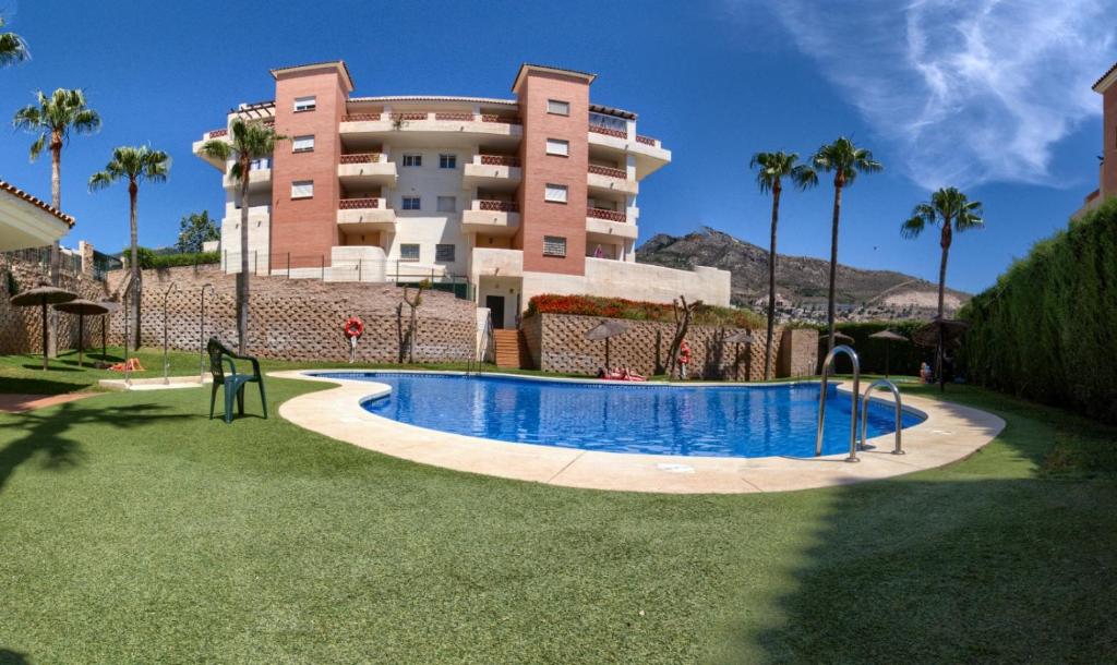 Holidays2Benalmadena Arenal Golf 6 guests with terrace pool & garage photo 2
