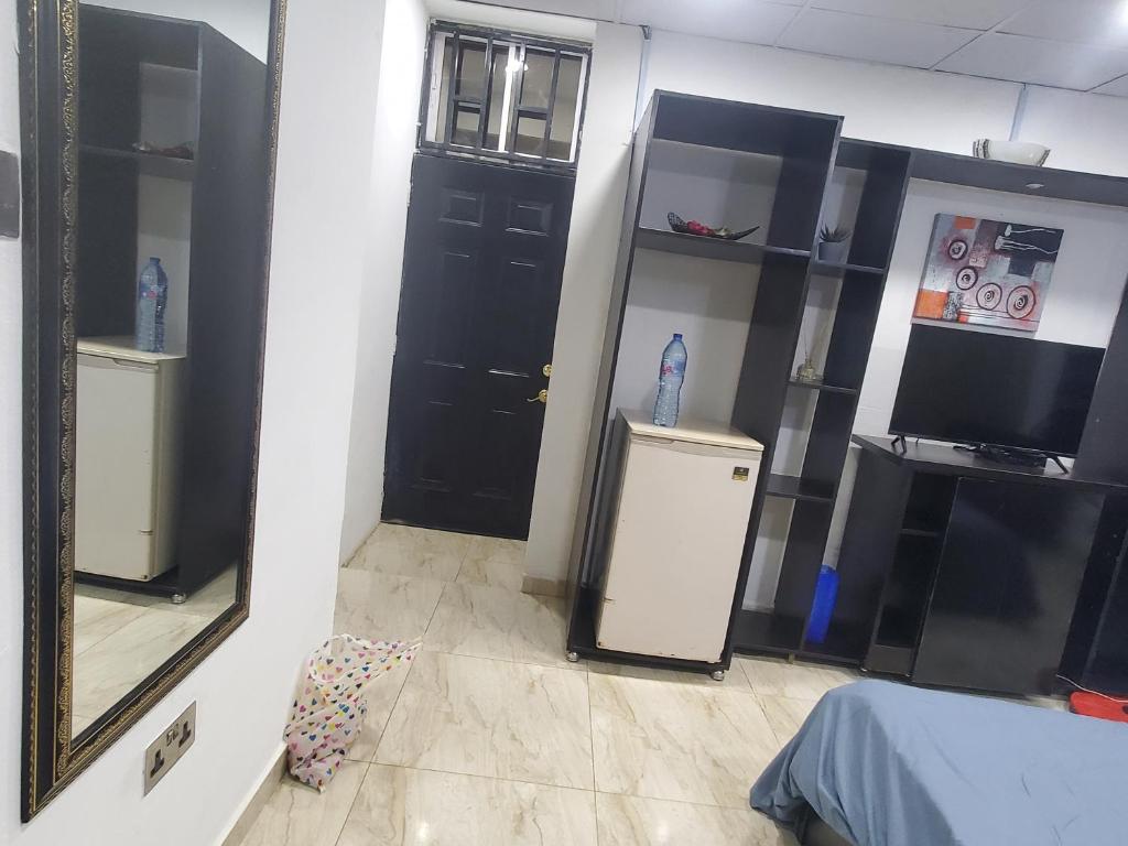 Exquisite one bed apartment in Asokoro! photo 3