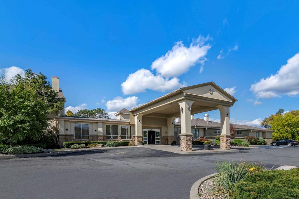 Comfort Inn Glenmont - Albany South image
