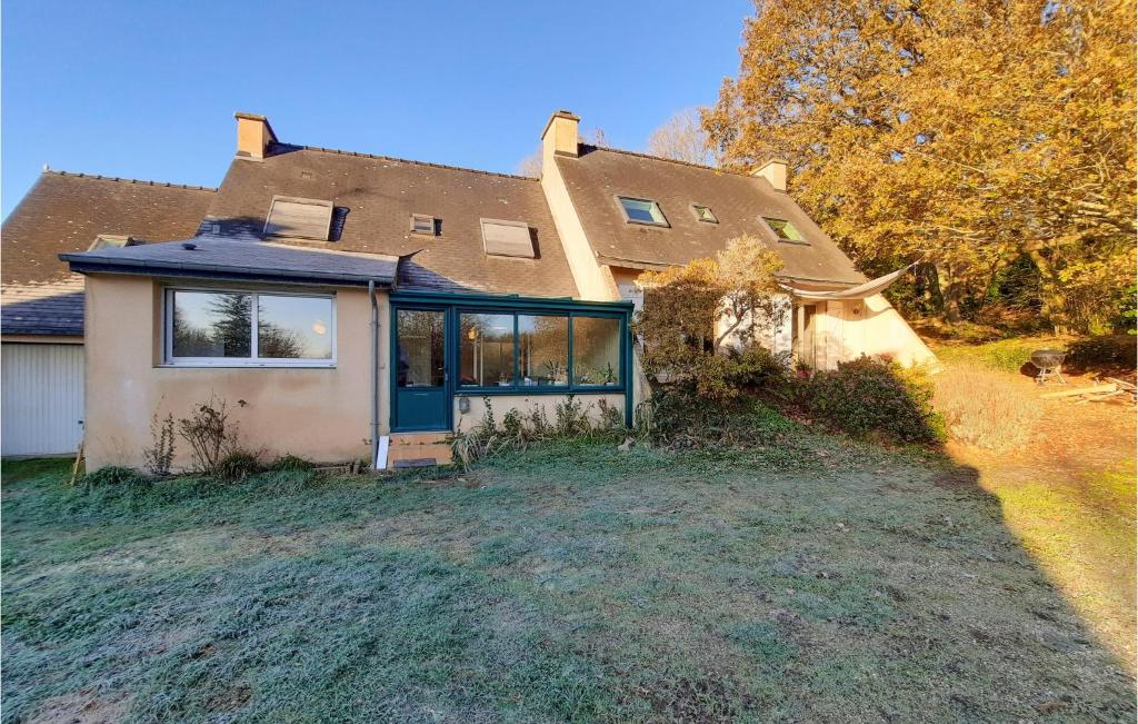 Beautiful Home In Molan-sur-mer With 3 Bedrooms And Wifi