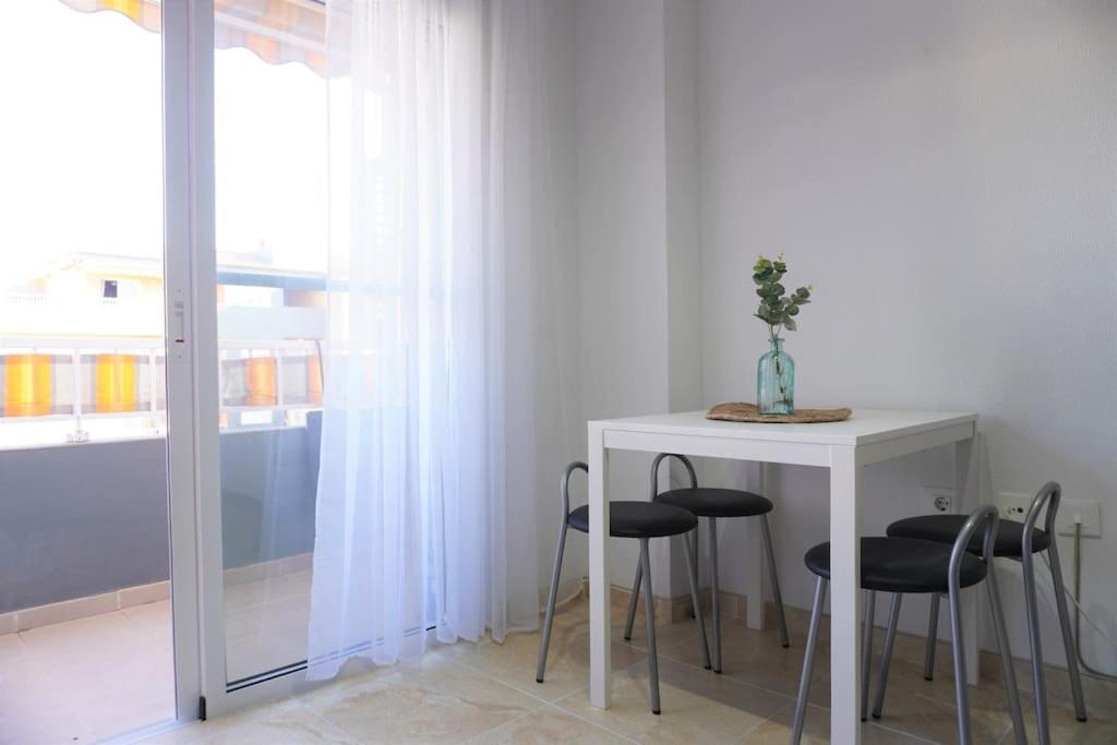 South Coast Apartment photo 1