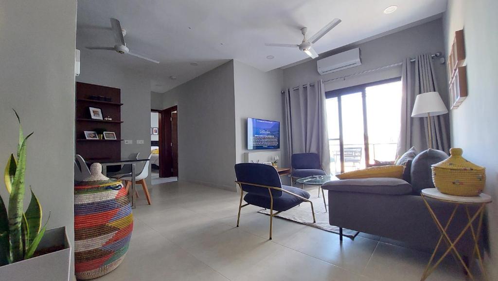 Superbly Modern and Airy Two Bedroom Seaside Apartment with Balcony
