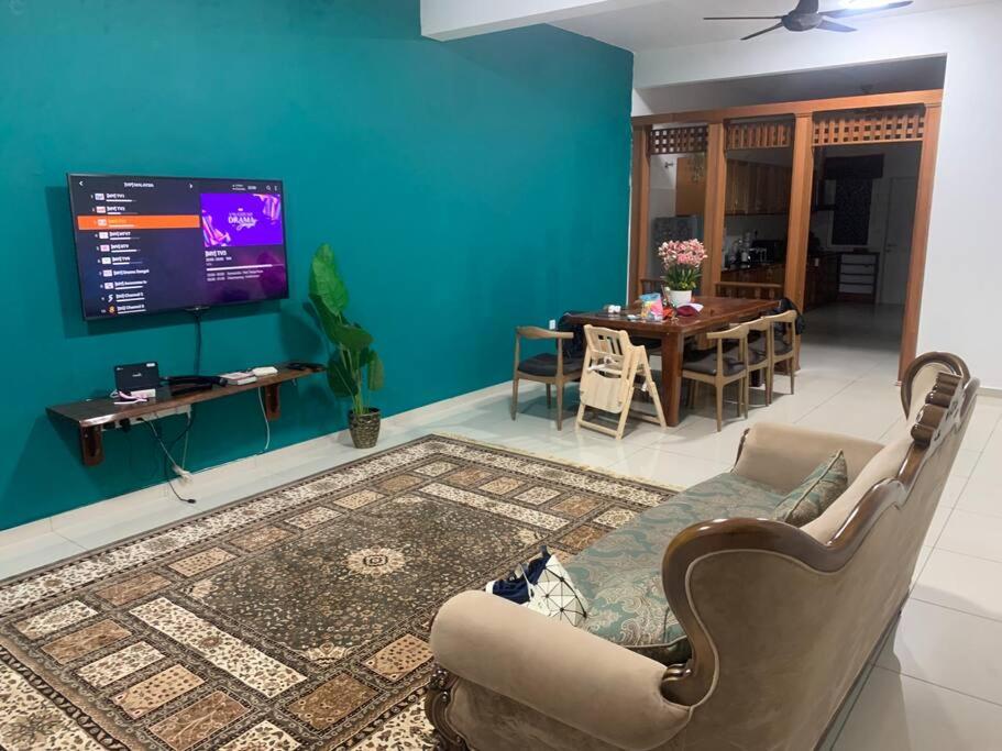 Homestay Sophea Cottage in Sri Sendayan