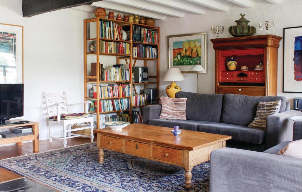Amazing Home In Gulpen With 2 Bedrooms And Wifi photo 2