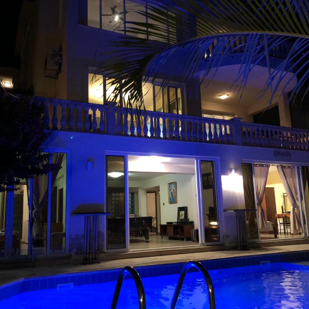 Sun Set Suite Villa photo 4