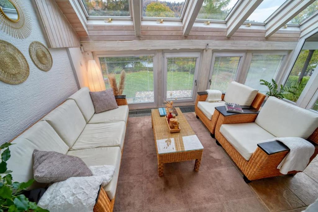 Spacious house with sun porch and big garden photo 3