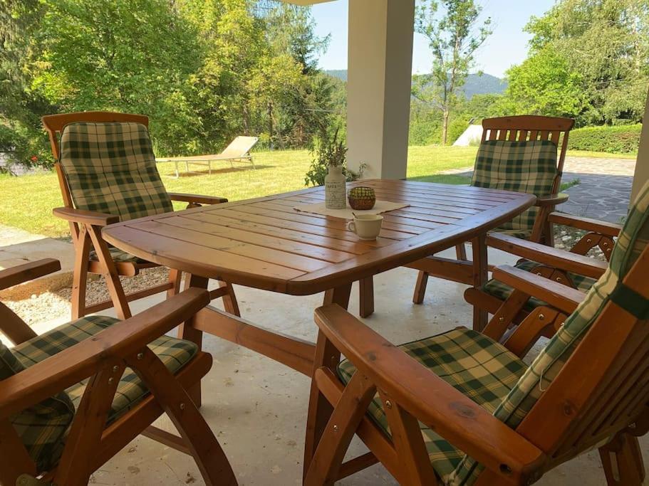 Spacious house with sun porch and big garden photo 1