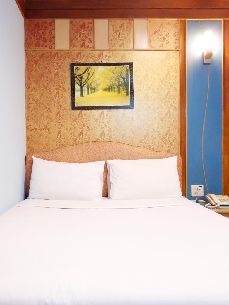 Двухместный (Улучшенный двухместный номер с 1 кроватью), Bavana Hotel