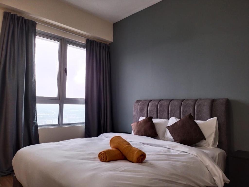 3 bedrooms big house saville cheras MRT with balcony photo 4