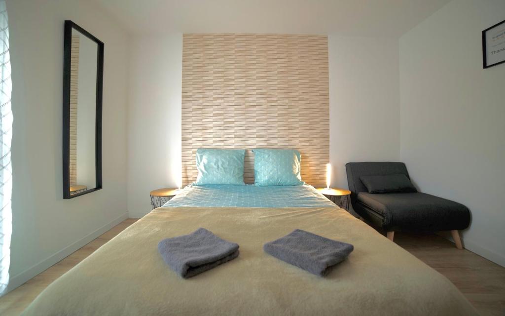 B&B Chambre cosy avec petit-déjeuner inclus Parking prive & box vélo sur la Route des vins, Delemont