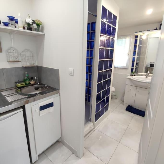 Studio indépendant dans villa, parking gratuit. photo 2