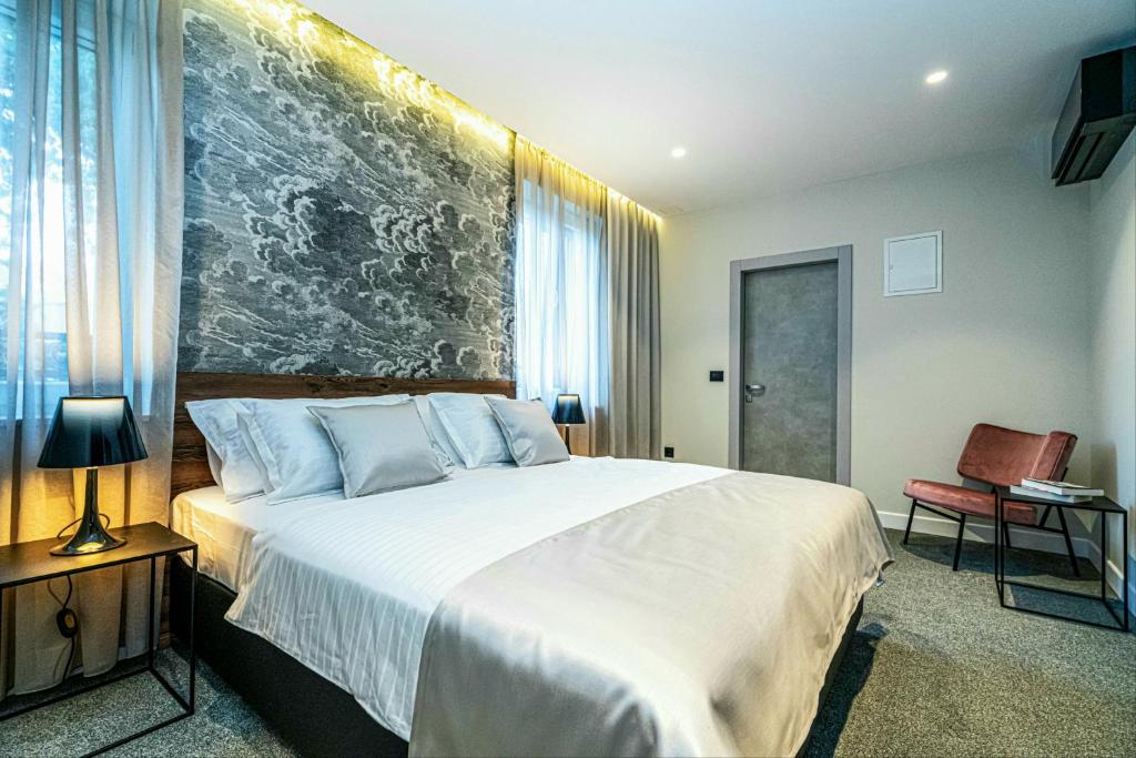 Calma Luxury Rooms photo 4