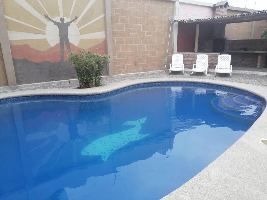 Сasa con piscina y parrilla a 4 minutos del mar. photo 3