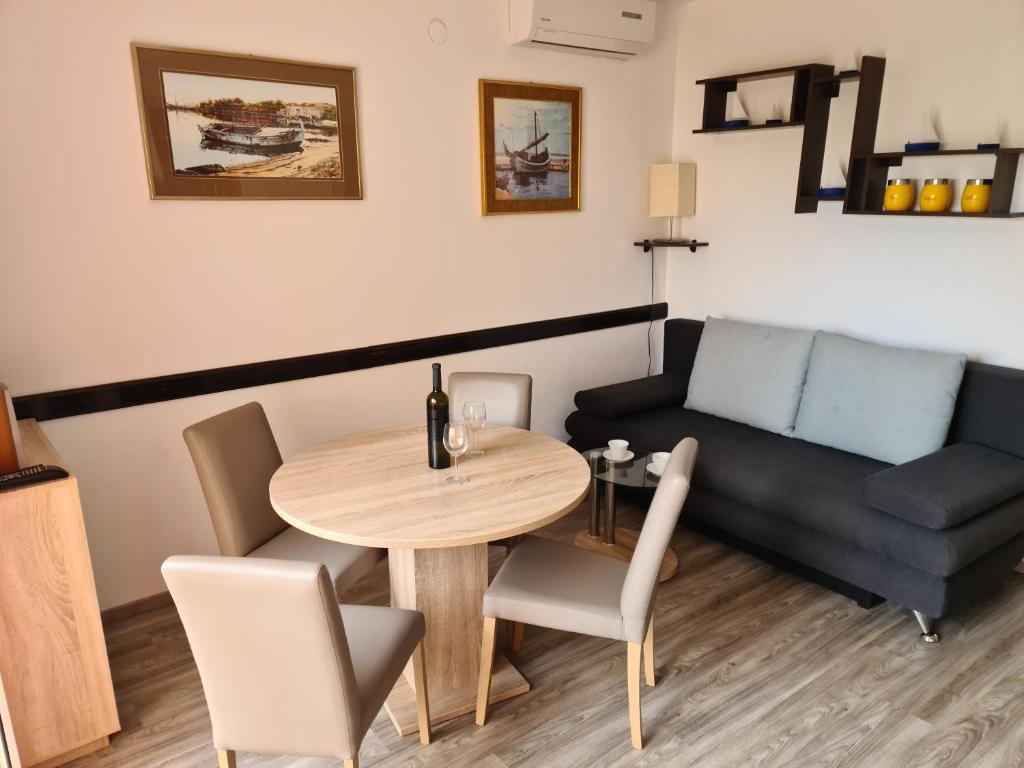 Apartman Branka photo 3