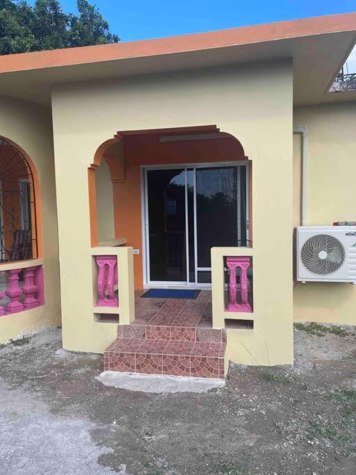 GraceWay Studio Apt with A/C -3mins walk to beach photo 2