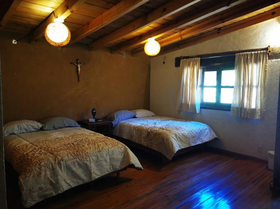 Cabaña, entre el Oro Edo. Méx. y Tlalpujahua, Mich photo 3