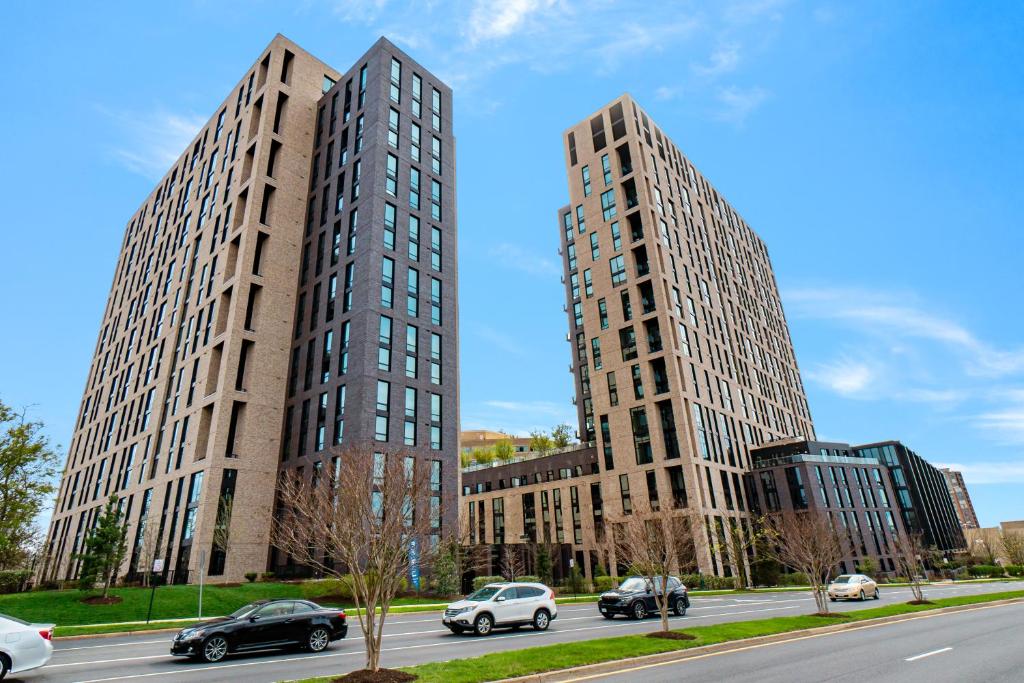 Global Luxury Suites at Reston Town Center image