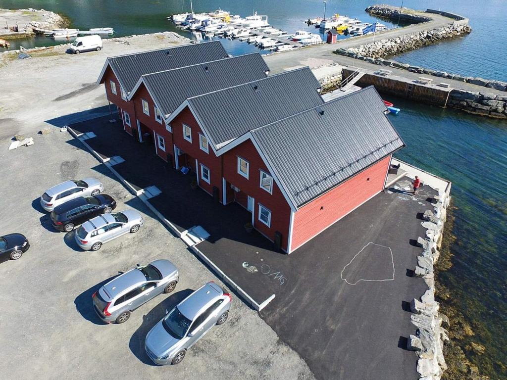 Holiday home MÅLØY II photo 2