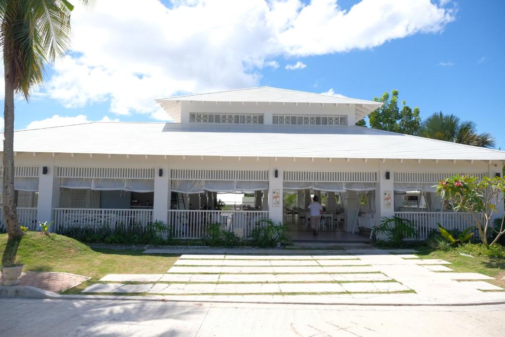 Maayo San Remigio photo 3