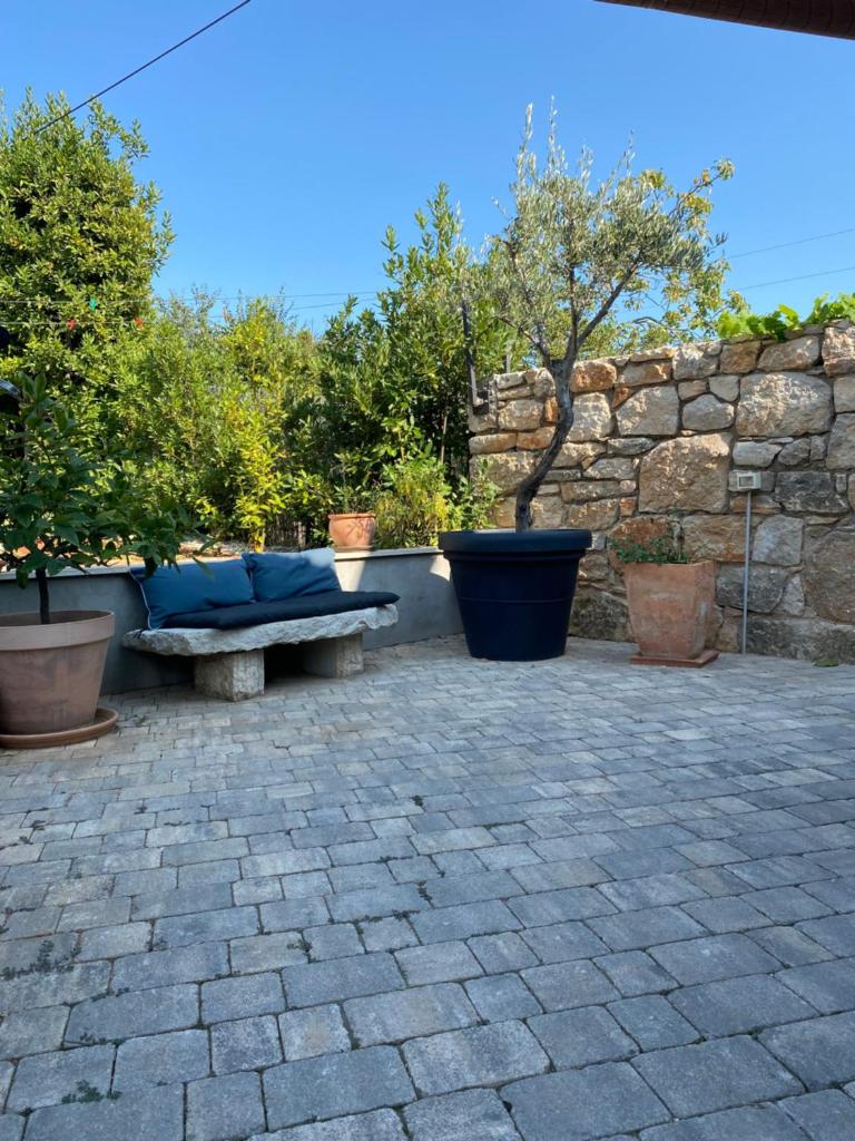 Charmantes Ferienhaus mit Pool und Garten-Villa Šterna II photo 2