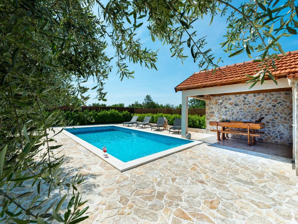 Holiday home Antonia with pool photo 4