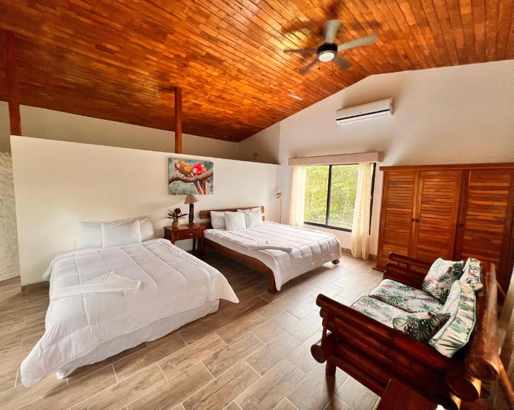 Blue Banyan Inn photo 1