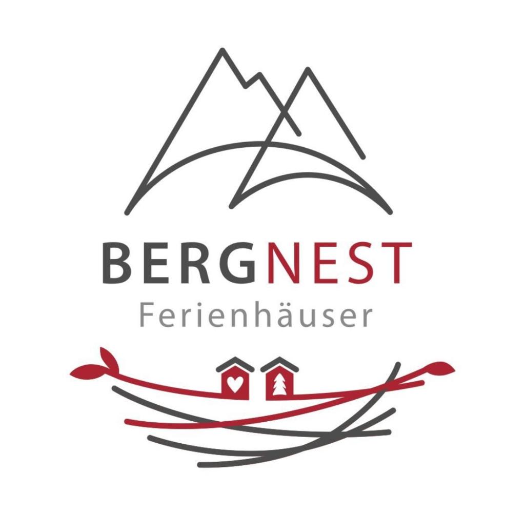 BergNest Ferienhäuser "Haus mit Herz"