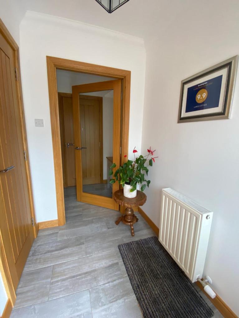 LAIRDS COTTAGE photo 3