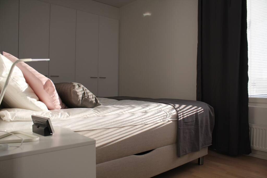 Modern apartment with Sauna, near Transit Hub/Dixi photo 1