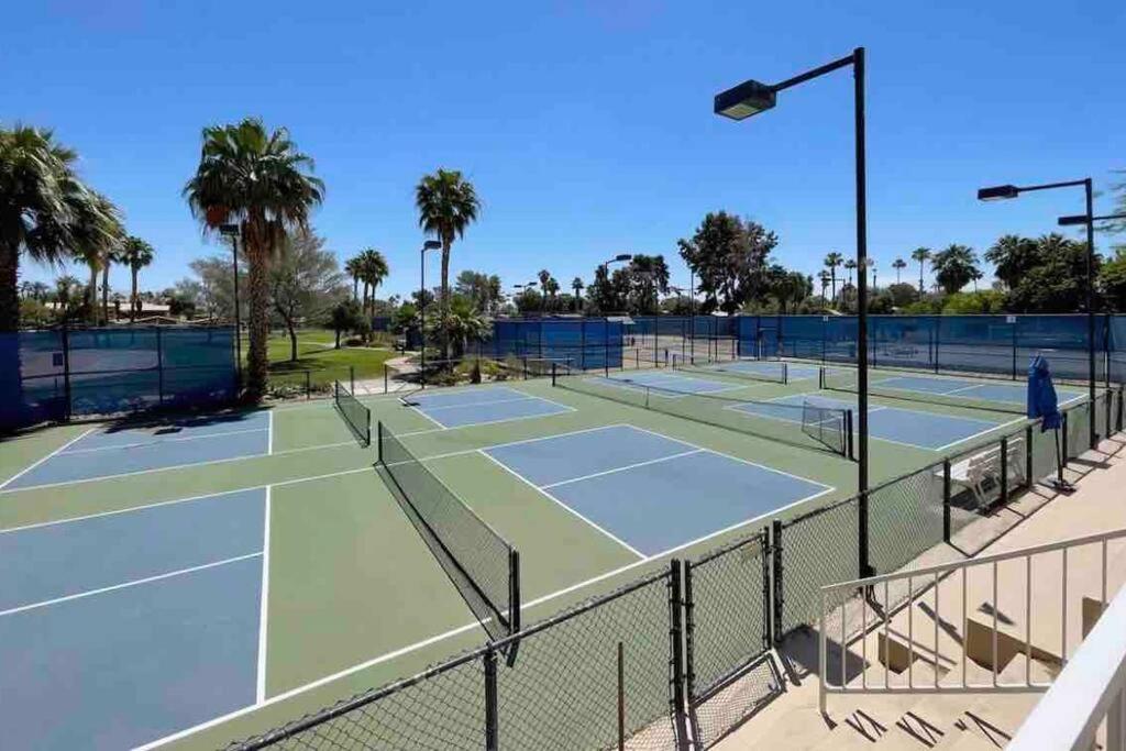 Entire house•Pools•Tennis•Golf•Empire Polo Grounds photo 2
