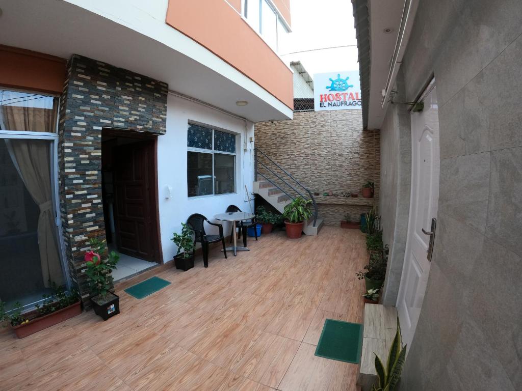Hostal El Naufrago 1 photo 4