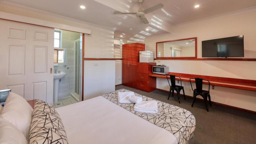 Across Country Motor Inn photo 4