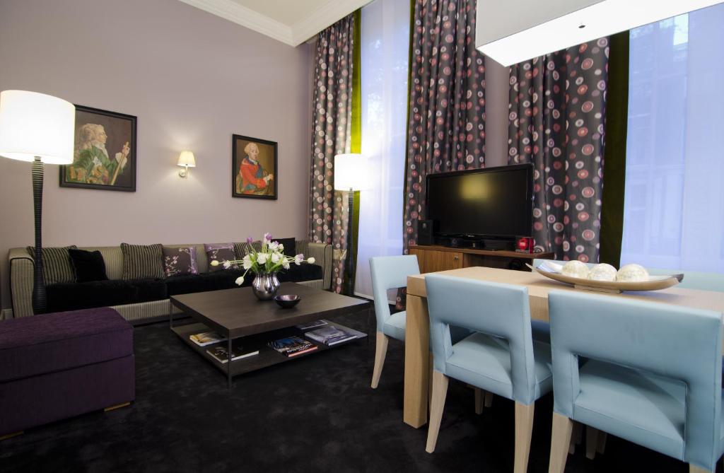 Сьюит (Дом с видом на канал, кроватью размера «king-size» и мини-кухней), Canal House Suites at Sofitel Legend The Grand Amsterdam