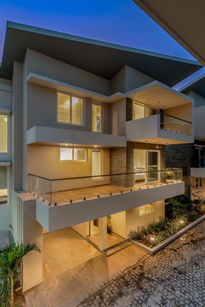 Rainforest Woods, Assagao, Goa - Luxury 4 BHK Private Rooftop Pool