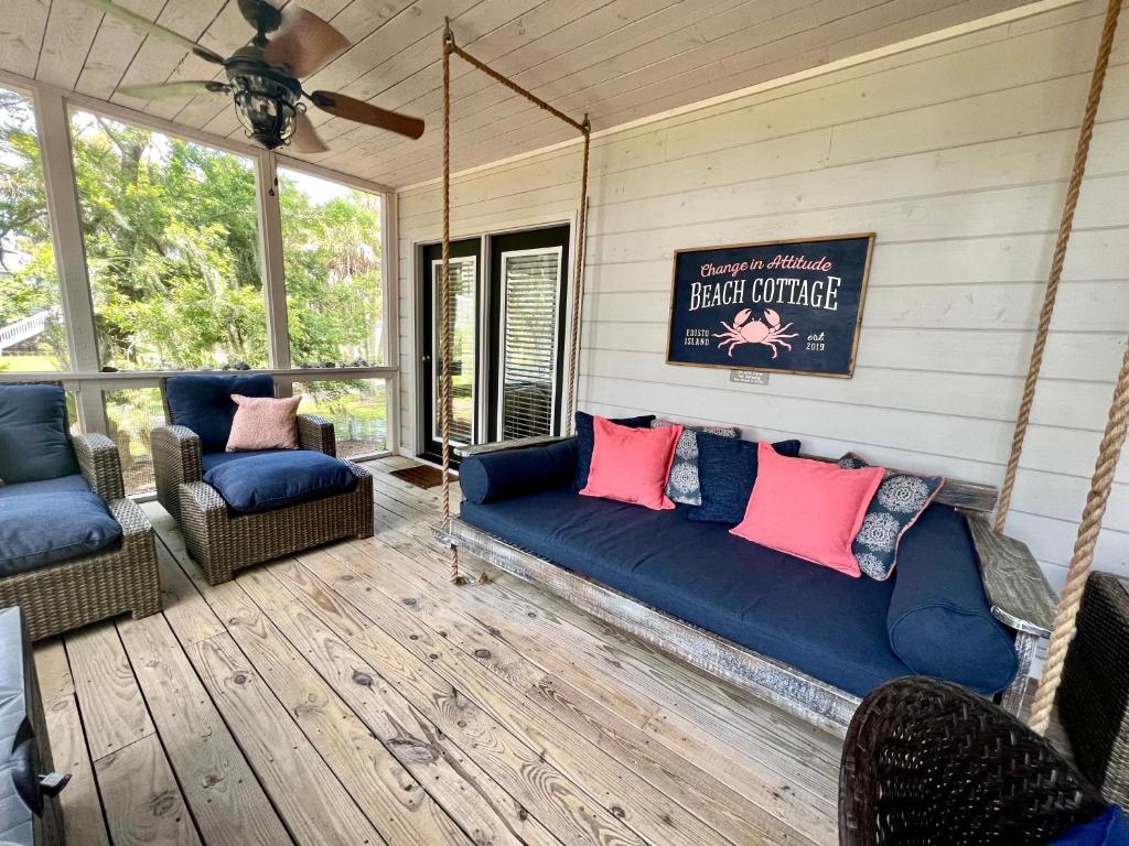 Change in Attitude - 2BR Condo Golfin’, Fishin’, Beachin’ Everyday image
