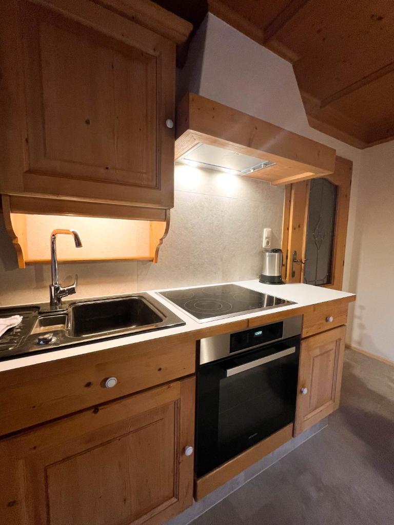 LUSE Living photo 3