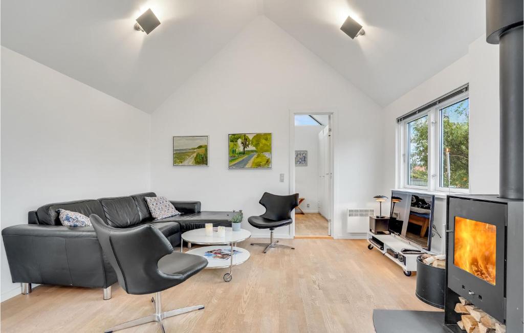 Awesome Home In Bindslev With 2 Bedrooms And Wifi photo 1