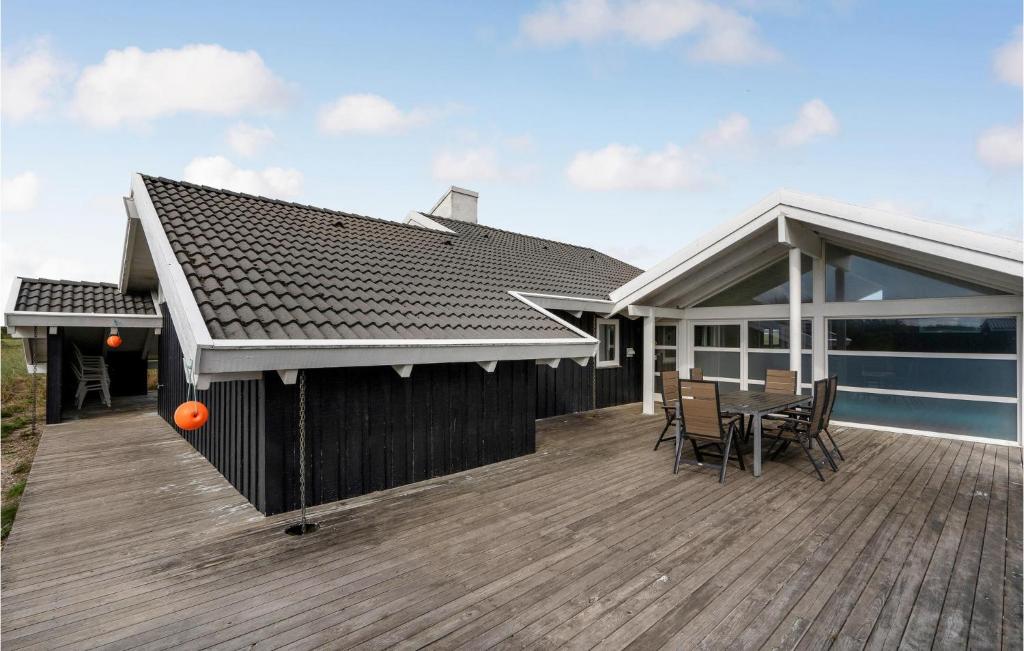 Amazing Home In Hirtshals With Indoor Swimming Pool, Sauna And 4 Bedrooms photo 4