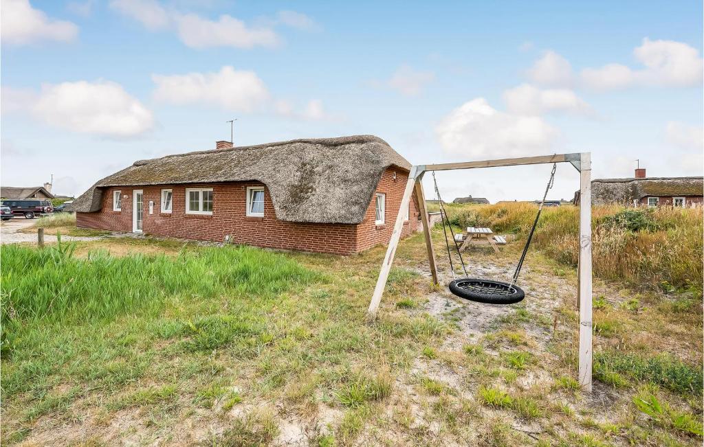 Nice Home In Ringkbing With 5 Bedrooms, Sauna And Indoor Swimming Pool photo 3