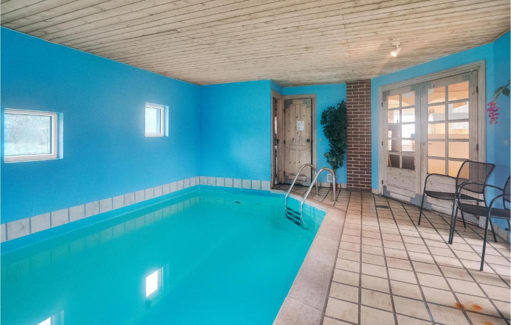 Amazing Home In Oksbl With Sauna, Wifi And Indoor Swimming Pool photo 3