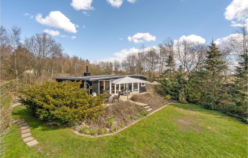 Awesome Home In Roslev With 4 Bedrooms And Wifi photo 4
