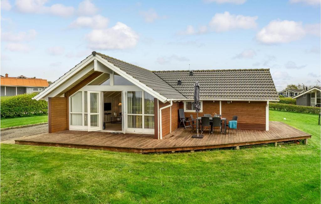 Amazing Home In Vinderup With 3 Bedrooms, Sauna And Wifi