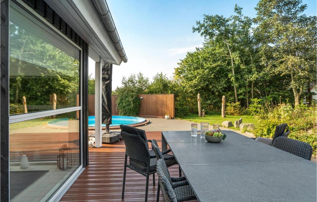 Nice Home In Vemb With Wifi, Private Swimming Pool And Outdoor Swimming Pool photo 4