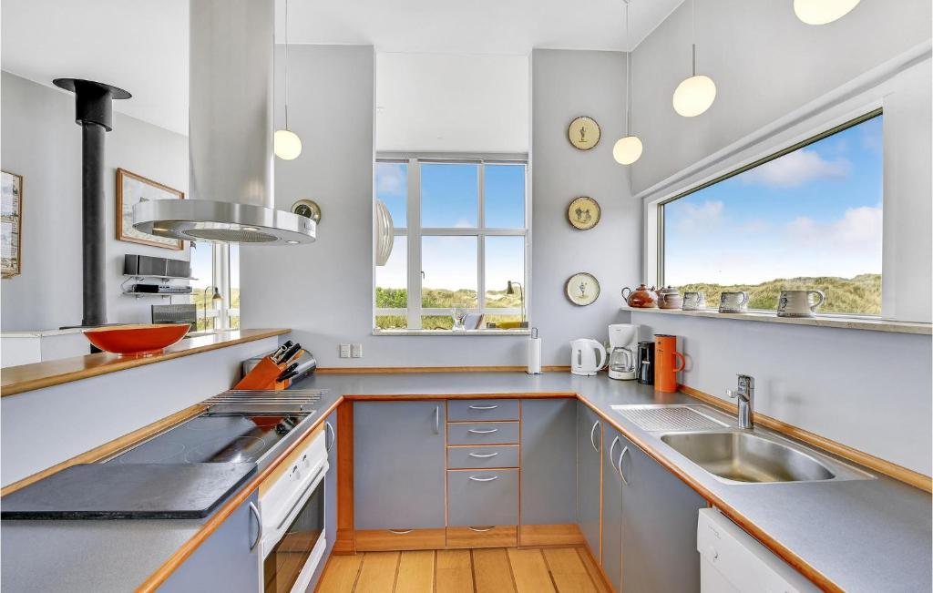 Stunning Home In Ringkbing With 4 Bedrooms, Sauna And Wifi photo 2