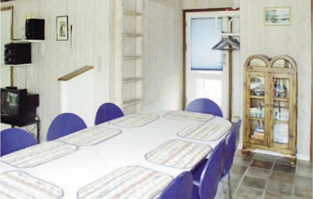 Awesome Home In Fjerritslev With 4 Bedrooms And Sauna photo 2
