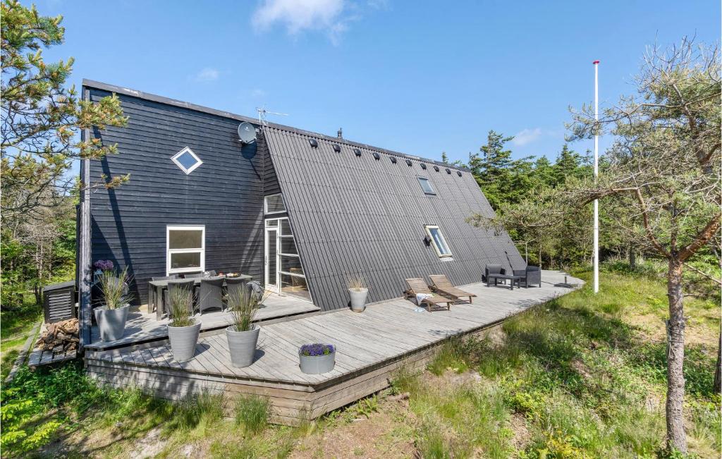 Stunning Home In Ulfborg With 3 Bedrooms And Wifi