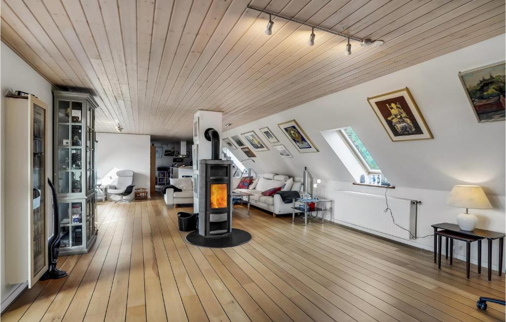 Amazing Home In Bkmarksbro With 3 Bedrooms, Wifi And Sauna photo 3