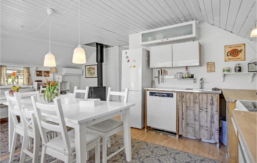Nice Home In Odder With Wifi And 2 Bedrooms photo 1
